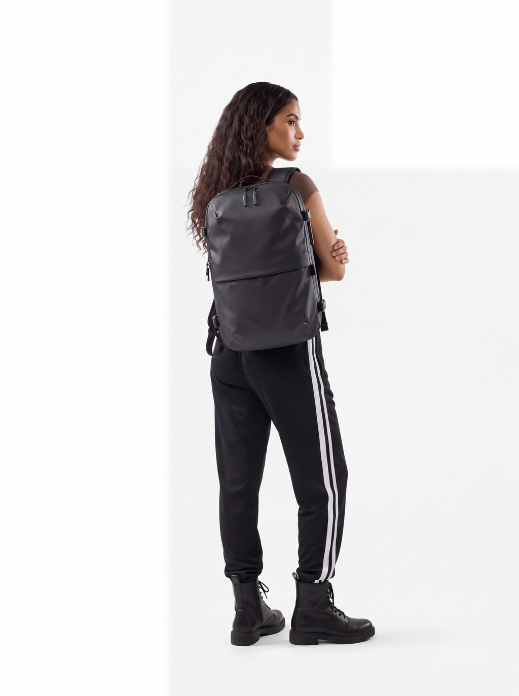 PacknTrip ProPack, Midnight Black, Plain Carry-On, worn